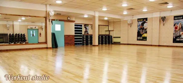 Studio 03